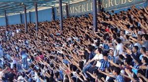 1 aş tribün videosu videolarımızı kaçırmamak için kanalımıza abone olmayı unutmayın! Demirspor Taraftari Resti Cekti Spor Gunaydingazetesi Com Tr