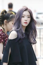 Fans Angry At Stylists For Making Irene Uncomfortable With Revealing Outfits Red Velvet Irene Red Velvet Red Valvet