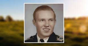 Ashlynn Gosnell's Instagram, Twitter & Facebook