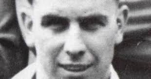 Tributes paid to former Wrexham footballer Bernard Evans