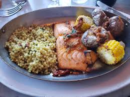 Friendseat members have given the restaurant a rating 5 out 10 based on 20 total reviews. The Dead Fish Restaurant On Twitter At The Dead Fish We Re Always Serving Something Fresh Flavorful And Filling
