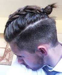 21 Man Braids That Will Make You Feel All The Feelings Frisuren Flechtfrisuren Manner Haar Styling