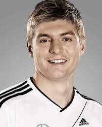 Cover tony kroos hairstyle and mix a sharpen fade dụng cụ: Toni Kroos Hairstyle Hair Pictures And Haircut Tips
