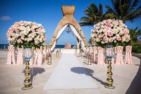 Light Pink Wedding Held At The Gazebo Here At Dreams Riviera Cancun Dreamsrivie Cancun Wedding Venues Dreams Riviera Cancun Resort Cancun Destination Wedding