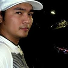 Listen to where do broken hearts go by sheryn regis by iamMeLah =) in edz  playlist online for free