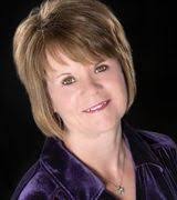 708 Fairway Dr, Gillette, WY 82718