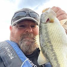 Clint Roderick's Instagram, Twitter & Facebook