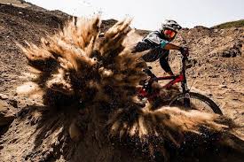 Nick Pescetto And Bartek Wolinski Are Up For Pinkbike S Photo Of The Year Give Mountainbikephotography Mountenbike Downhill Mountainbike Mountainbiker