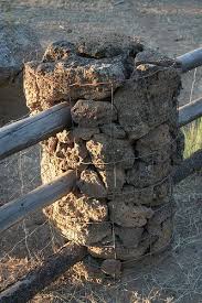 The most readily available form of digging a fence post hole is to use a manual digger. A Diy Fence Post With No Digging Hunker Rock Fence Diy Fence Fence