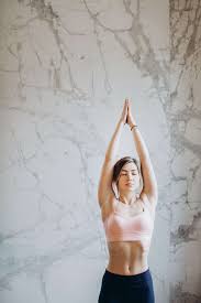 Cooking hacks, makeup tutorials and shopping tips for your fave brands. 12 Under 50 Lululemon Alternatives On Amazon Prime Swift Wellness