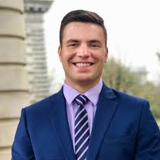 Colin Gavin's Instagram, Twitter & Facebook