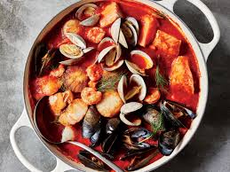 Ultimate Feast Of The Seven Fishes Stew This Classic Italian Christmas Eve Dish Was Trad Fish Recipes For Christmas Christmas Food Dinner Clean Eating Dinner