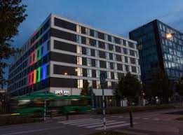 Οι σουηδοί συνεχίζουν ακάθεκτοι και αήττητοι στα προκριματικά του champions league και βρίσκονται μόλις ένα ματς μακριά από τους ομίλους της. Ta 10 Kalytera 3enodoxeia Konta Se Panepisthmiako Nosokomeio Mas Se Malme Soyhdia