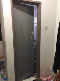 Lebih manis jika dapat memancing pelbagai jenis ikan dari pintu bilik tanpa perlu berpanas atau berembun di waktu malam. Bilik Sewa Malaysia Pasang Pintu Bilik Air Baru Apartment Di Kajang
