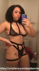 Onlyfans Jazzberriie - porn gifs