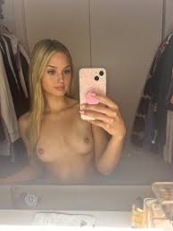 HotGirlsBook📸 on X: Tuesday Boob Day royalpapaya @PrincessPapaya7  t.codlTYPr0Q04 t.coiprHW35Lub Follow and Please Retweet  t.cobVls50G3Tf  X