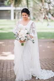 Un matrimonio in spiaggia in campania organizzato da ammot cafè permette di catturare e conservare immagini romantiche ed. L Acconciatura Un Prezioso Alleato Per La Sposa Curvy La Fata Madrina Alessandra Cristiani Nel 2021 Abito Da Sposa Ballgown Outfit Da Sposa Matrimonio Sulla Spiaggia Vestito