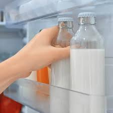 Did you know bottled water has an expiration date? How To Freeze Milk It S So Easy Momables