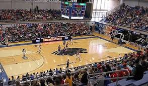 The university of illinois system now has more than 90,000 students across three universities and is on track to meet its ambitious goal of topping 93,600 students by the fall of 2021. Lantz Arena Complex Eastern Illinois University Athletics