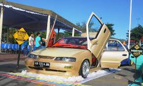 Download 45 modif sedan timor hitam terbaru dan terlengkap sekarang ini telah banyak beribu penggemar modifikasi mobil yang berhasil menerapkan kreasi pada roda empat yang dimilikinya. Jambore Nasional 7 Timor Indonesia Batu Sulap Sehari Batu Lautan Timor