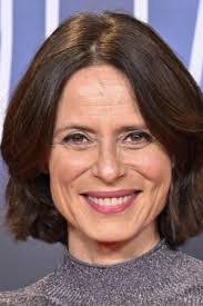 Naomi Wise's Instagram, Twitter & Facebook