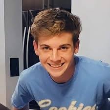 Danielle Estes and Darin Glover's Wedding Website