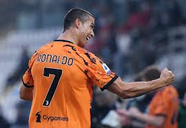 Dengan hasil ini posisi juventus harus melorot ke peringkat empat klasemen liga italia dengan 56 poin. Hasil Dan Klasemen Liga Italia Juventus Vs Cagliari 2 0 Ronaldo Borong Gol Bola Tempo Co