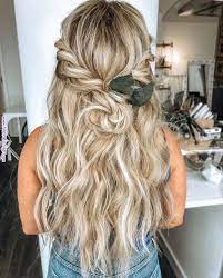 Beautiful Half Up Half Down Wedding Hairstyle Ideas Braided Half Up Half Down Hairstyles Boho Wedding Hairstyles Bohe Hair Styles Half Up Hair Long Hair Styles