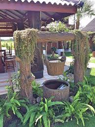 Wishing Well In Rustic Style Made From Concrete Garden Design Rustic Style Wishing Well