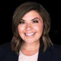 Elaine Leahy's Instagram, Twitter & Facebook