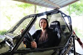 Près de Châteaubriant. Ces deux pilotes défendront les couleurs locales à  l'auto-cross ce