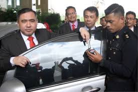 Check spelling or type a new query. Peraturan Guna Cermin Gelap Bermula 8 Mei Rm5000 Untuk Pengecualian Yang Diluluskan Denaihati