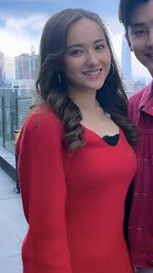 Hanna kirana atau yang akrab dipanggil hanna, adalah seorang aktris yang berperan sebagai istrinya arman, yang bernama indah dalam mega series suara hati istri indosiar. Berita Tv Malaysia Sedap Tengok Body Gebu Hannah Delisha Ni Tetek Pulak Makin Besar Je