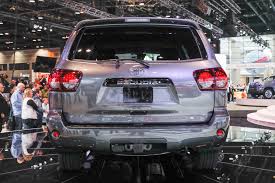 Résultat de recherche d'images pour "toyota sequoia"