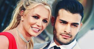 Britney Spears' Boyfriend Has Some Harsh Words About Her Dad