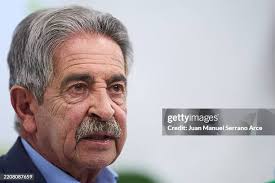 1.231 fotos e imágenes de alta resolución de Miguel Revilla