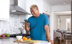 From Screen to Spoon: How Your Phone Can Turn You Into a Master Chef -  T‑Mobile Newsroom