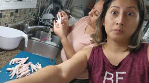 se ve macabro esto, pero que ricos esquites con patitas de pollo 😋