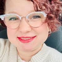 Vicki Rutter's Instagram, Twitter & Facebook