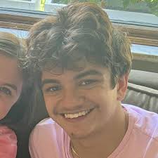 Jeffrey Grudzinski's Instagram, Twitter & Facebook