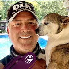 She's a bright light!! 💡💡 Shoutout to Roosev Lanfranco 💥 “Dancin” out  now! :)