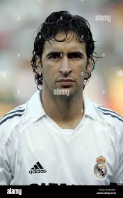 Raul real madrid hi-res stock photography and images