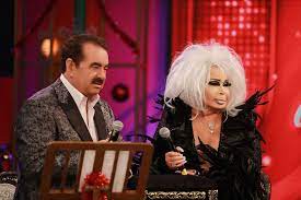 Yılbaşı gecesi yayınlanan i̇bo show programındaki sakin ve ilgisiz hali sosyal medyada konu olan hande yener, konuyla ilgili hangi açıklamayı yaptı? Ibo Show Yilbasi Fotograflari Bulent Ersoy Seda Sayan Serdar Ortac Hande Yener Ve Safak Sezer Konuk Oluyor Magazin Haberleri Ntv