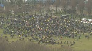 Elke vergelijking gaat een poosje op en dan gaat ze wringen. Pjcqno2sluowqm
