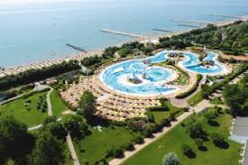 Entdecken sie einen urlaub in einer unserer wohnunterkünfte, eine einzigartige erfahrung im freien. Campingplatze Direkt Am Strand Der Adria In Italien Mobilheime Mit Meerblick