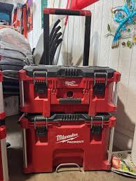 la pulga de amarillo