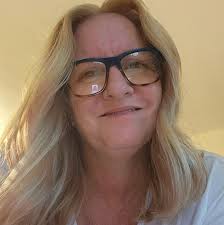 Kendra Wilkinson added a new photo.