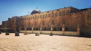 Hasil gambar untuk letak masjidil aqsa sebenarnya