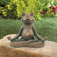 Reading frog family metal garden sculpture | statues. Meditating Yoga Frog Garden Statue Ornament Indoor Outdoor Garden Sculpture For Fairy Garden Home Patio Deck Porch Yard Art Decoration 5 Inches Handmade Of Poly Resin Wish
