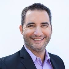 Glenn Towle's Instagram, Twitter & Facebook